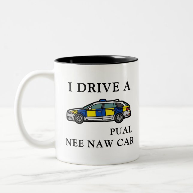 Caneca De Café Em Dois Tons Policial Personalizado, eu dirijo um carro novo (Esquerda)
