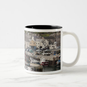 Caneca De Café Em Dois Tons porto ribeirinho do Atlântico Norte de Stromness