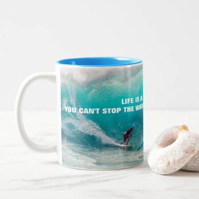 Caneca De Café Em Dois Tons POSTER de COTAÇÃO surf (Com Donut)