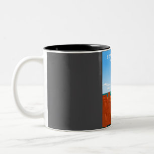 Caneca De Café Em Dois Tons Poster de viagens do Parque Nacional Bryce Canyon