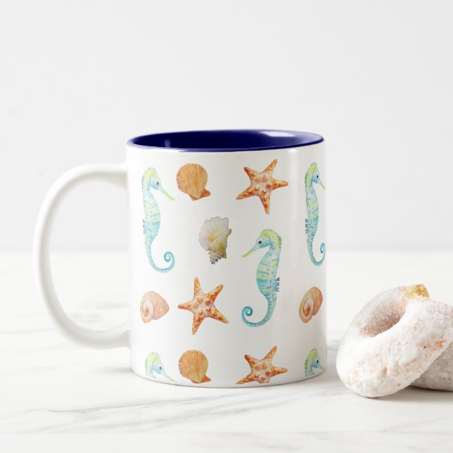 Caneca De Café Em Dois Tons Prateleiras de animais da praia (Com Donut)