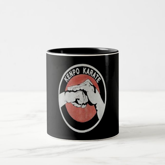 Caneca De Café Em Dois Tons Presente personalizado das artes marciais do Kenpo (Centro)
