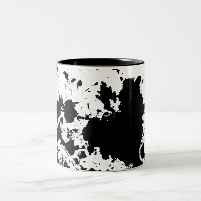 Caneca De Café Em Dois Tons Preto e branco (Centro)