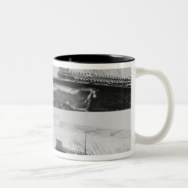 Caneca De Café Em Dois Tons Preto-figura krater do sótão dos dinos (Direita)