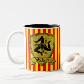 Caneca De Café Em Dois Tons Preto siciliano & ouro de Trinacria