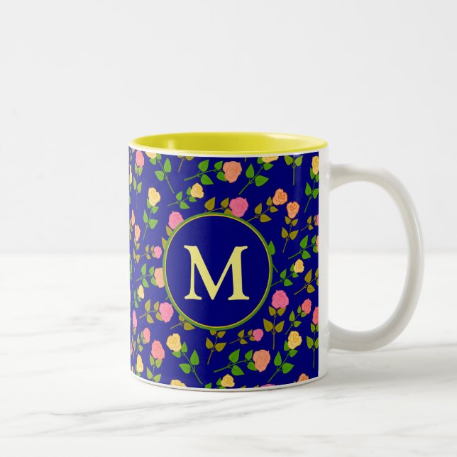 Caneca De Café Em Dois Tons Pretty Blue Rose Pattern Monogram (Direita)