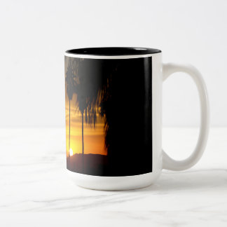 CANECA DE CAFÉ EM DOIS TONS PRIMEIRA LUZ DE BORREGO SPRINGS - CALIFÓRNIA