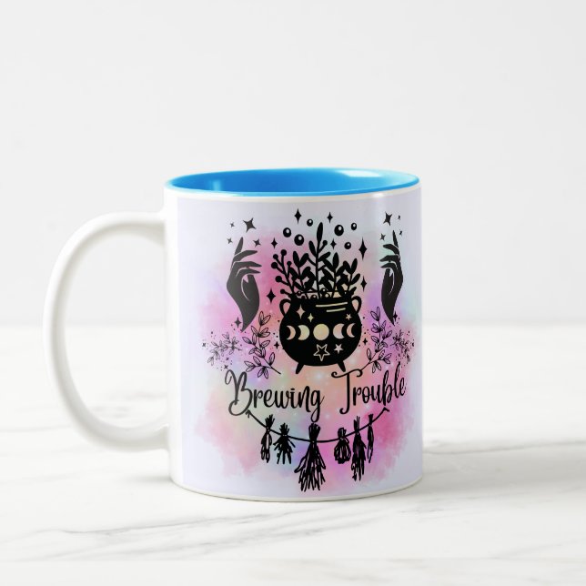 Caneca De Café Em Dois Tons Problemas de Criação: Design Mischievous Witchy (Esquerda)