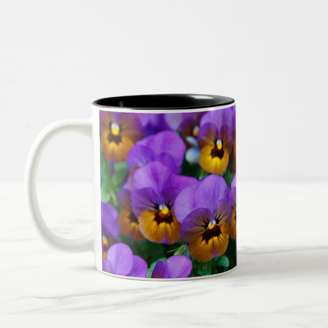 Caneca De Café Em Dois Tons Purple and Gold Pansies (Esquerda)