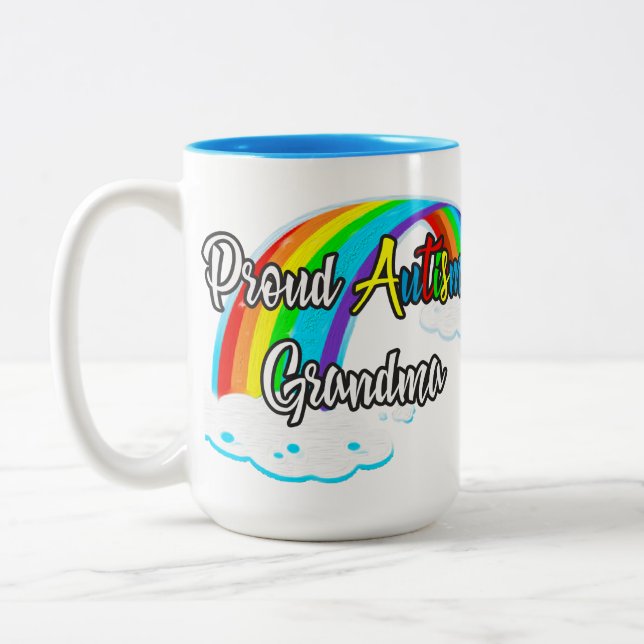 Caneca De Café Em Dois Tons Quebra-cabeça de vovó orgulhosos do Autismo (Esquerda)