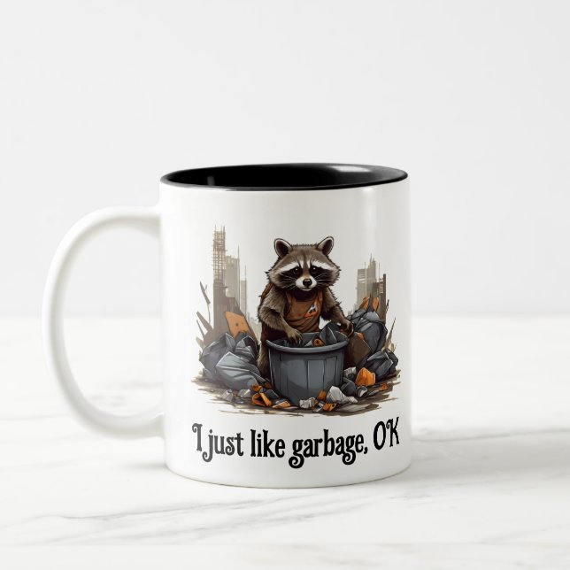 Caneca De Café Em Dois Tons Raccoon gosta de lixo (Esquerda)