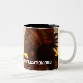 CANECA DE CAFÉ EM DOIS TONS RAINHA AFRICANA NAS PLANÍCIES AFRICANAS