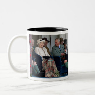 Caneca De Café Em Dois Tons Rainha Isabel II e Príncipe Herdeiro Charles 2014