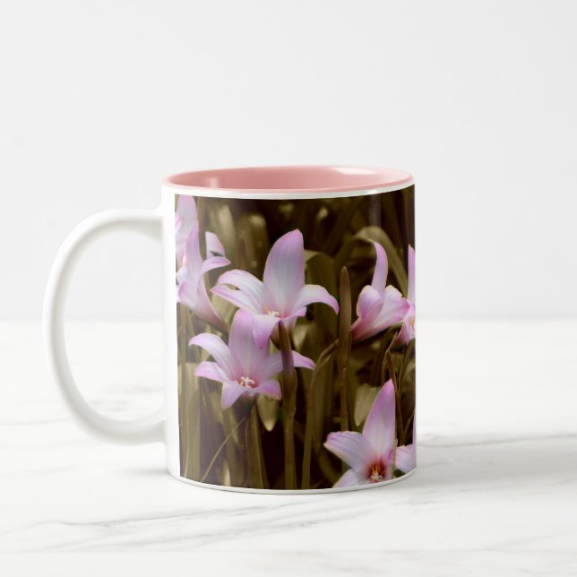 Caneca De Café Em Dois Tons rainlilies 2 (Esquerda)