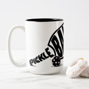 Caneca De Café Em Dois Tons Raque de Pickleball Preto e Branco Moderno