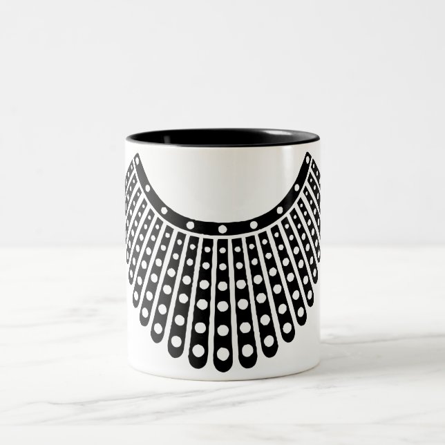 Caneca De Café Em Dois Tons RBG notório, Ruth Bader Ginsburg, RBG Collar (Centro)