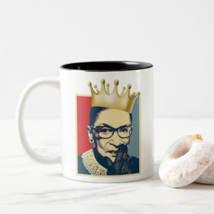 Caneca De Café Em Dois Tons RBG (Ruth Bader Ginsburg)