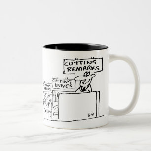 Caneca De Café Em Dois Tons Recortando observações em uma loja de hardware