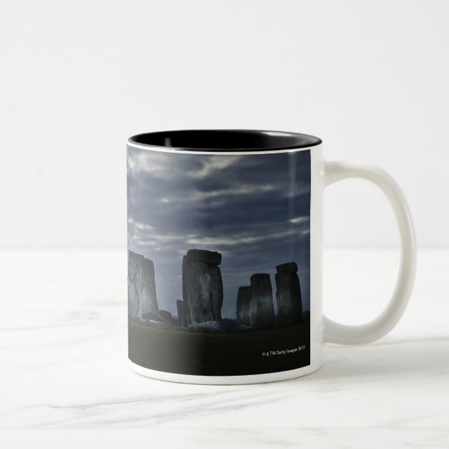 Caneca De Café Em Dois Tons Reino Unido, Stonehenge, vista cénico no alvorecer (Direita)