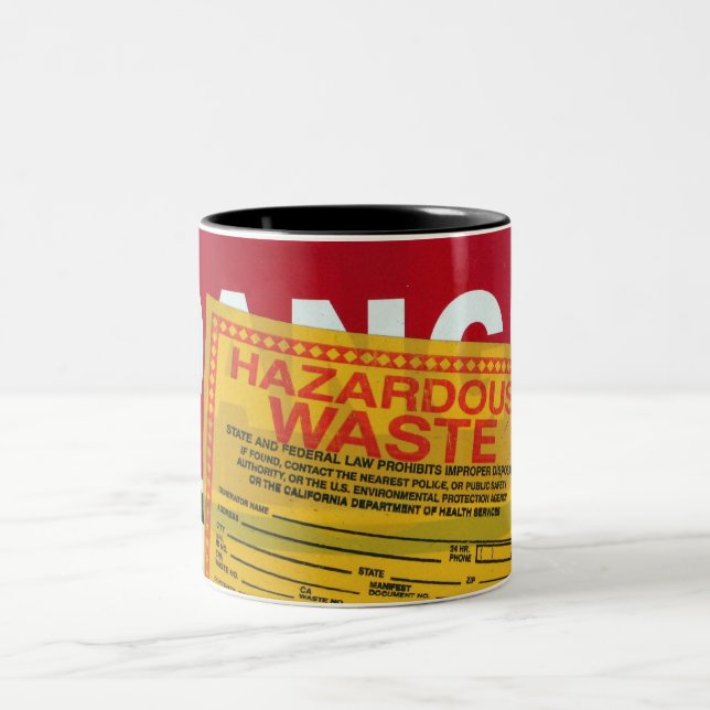 Caneca De Café Em Dois Tons Resíduos Perigosos Perigosos (Centro)