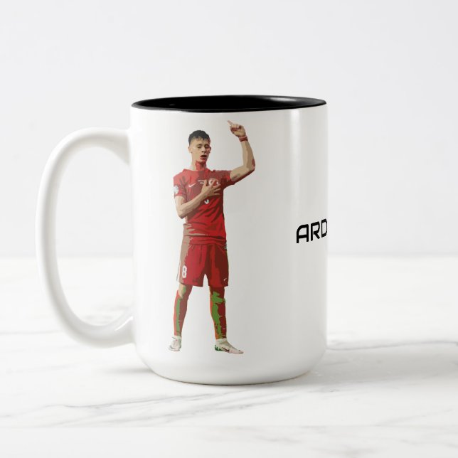 Caneca De Café Em Dois Tons Retrato Artístico de Arda Güler (Esquerda)