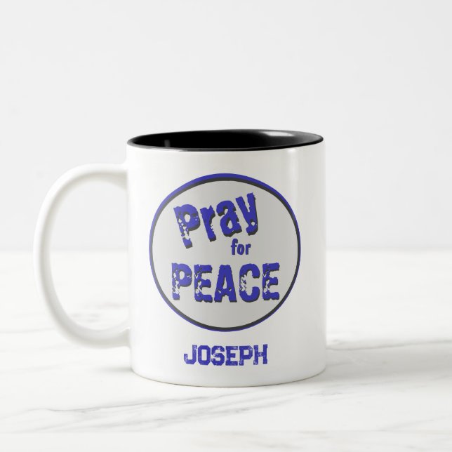 Caneca De Café Em Dois Tons Reze pela Paz Grunge Font (Esquerda)