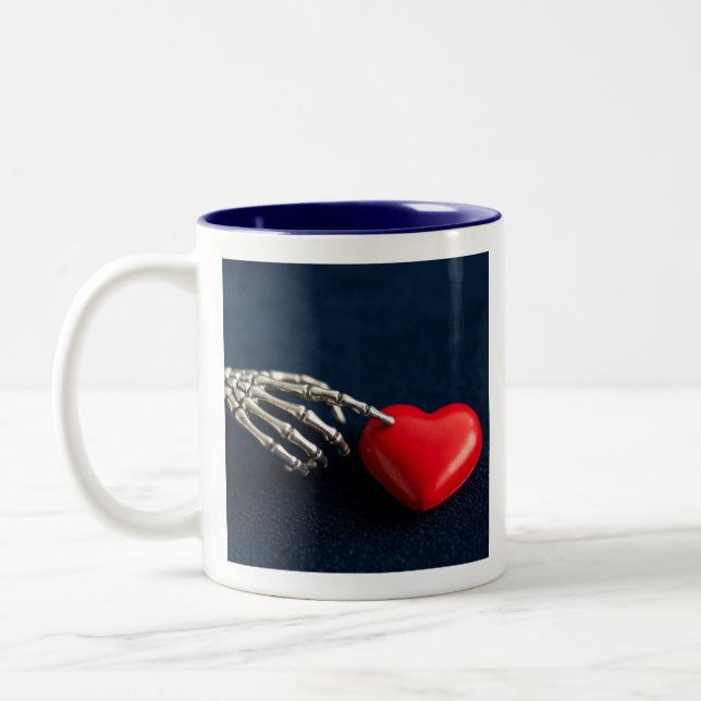 Caneca De Café Em Dois Tons Romance Gótico de Toque de Esqueleto (Esquerda)