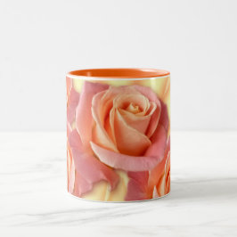 Caneca De Café Em Dois Tons Rosas cor-de-rosa e corais