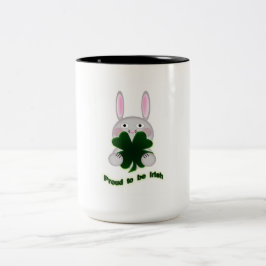 Caneca De Café Em Dois Tons Rua. Patricks Bunny Orgulha ser irlandês Shamrock