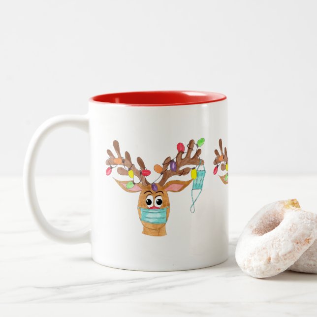 Caneca De Café Em Dois Tons Rudolph, a Reindeer Mascarada (Com Donut)