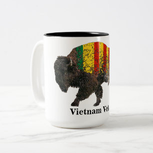 Caneca De Café Em Dois Tons Sacred Buffalo Vietnam Veteran