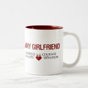 Caneca De Café Em Dois Tons Sacrifício do namorada do exército, força, cora