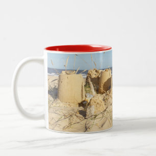Caneca De Café Em Dois Tons Sandcastle na praia