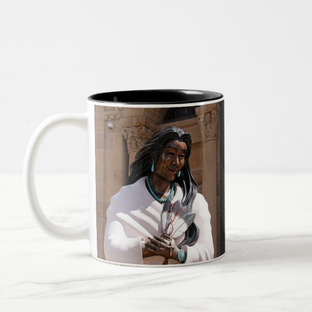 Caneca De Café Em Dois Tons Santa Kateri Tekakwitha (Esquerda)