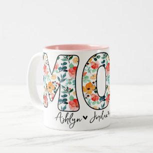 Caneca De Café Em Dois Tons Script de Nomes de Crianças Florais da Mãe Moderna