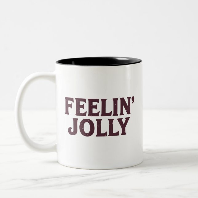 Caneca De Café Em Dois Tons Sentindo o divertido espírito de Natal alegremente (Esquerda)