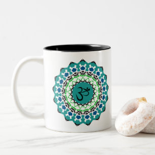 Caneca De Café Em Dois Tons Símbolo Espiritual Mandala Yoga Om Turquoise Blue