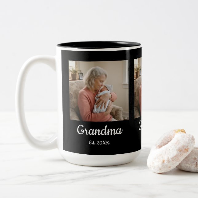 Caneca De Café Em Dois Tons Simple Script Grandma Est.Photo Year Black (Com Donut)