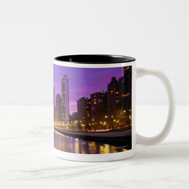 Caneca De Café Em Dois Tons Skyline de Chicago (Direita)