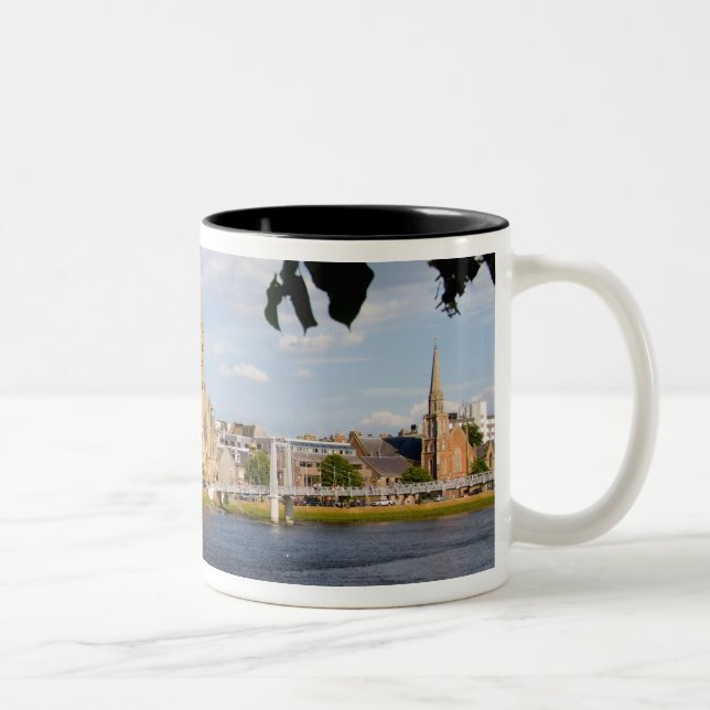 Caneca De Café Em Dois Tons Skyline e rio da cidade de Inverness (Direita)