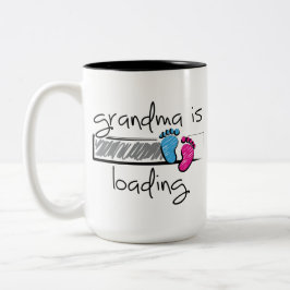 Caneca De Café Em Dois Tons Slogan grandma is loading. Opa en oma worden.