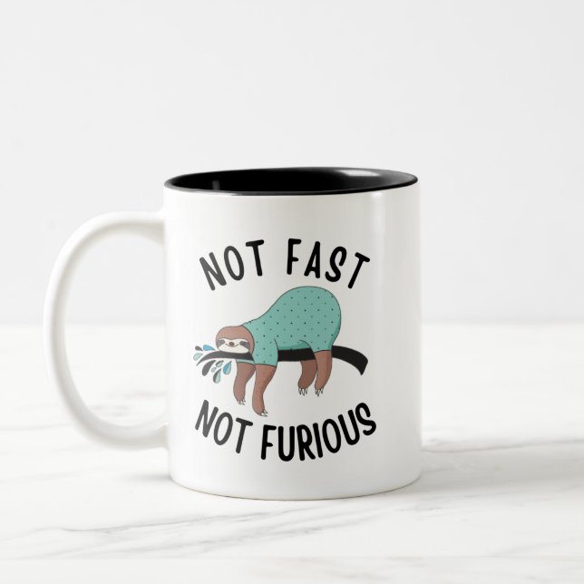 Caneca De Café Em Dois Tons Sloth Not Fast Not Furious (Esquerda)