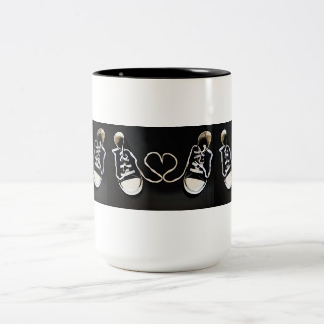Caneca De Café Em Dois Tons Sneaker Love Mug (Centro)