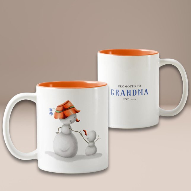 Caneca De Café Em Dois Tons Snowman Personalizado Promovido à Vovó (Criador carregado)