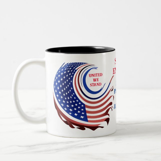 Caneca De Café Em Dois Tons Somos Patriotas Unidos Simplesmente Enspicionados: (Esquerda)