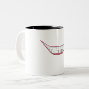Caneca De Café Em Dois Tons Sorrindo