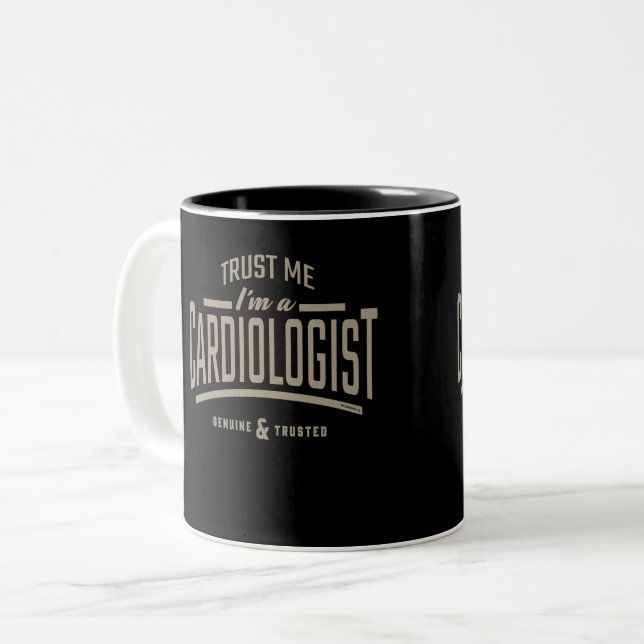 Caneca De Café Em Dois Tons Sou cardiologista (Frente Esquerda)