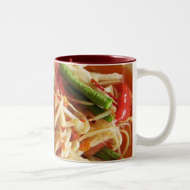 Caneca De Café Em Dois Tons Spicy Papaya Salad [Som Tam] ... Comida tailandesa (Direita)