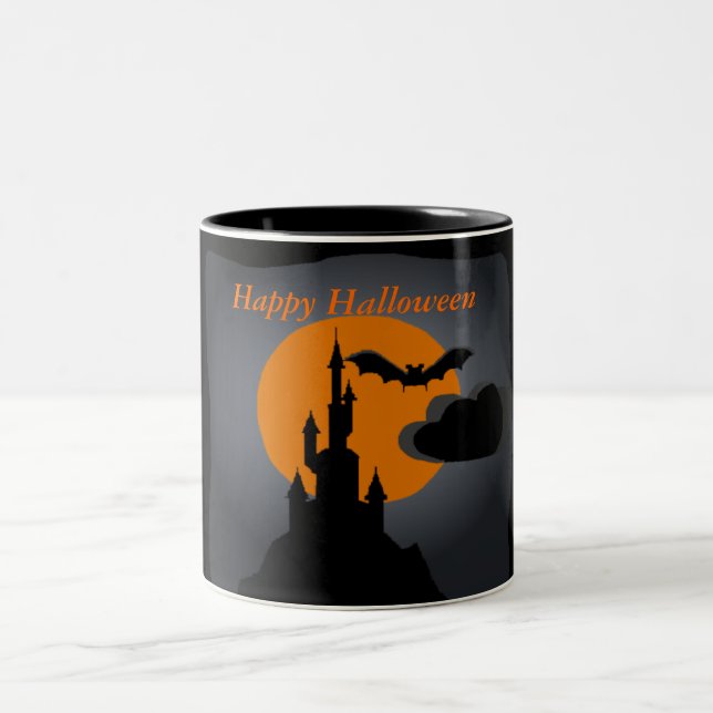 Caneca De Café Em Dois Tons Spooky Castle Halloween Mug (Centro)