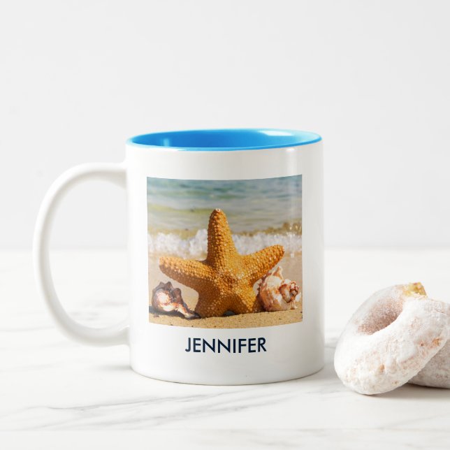 Caneca De Café Em Dois Tons Starfish e Seashells na Praia Foto Personalizada (Com Donut)